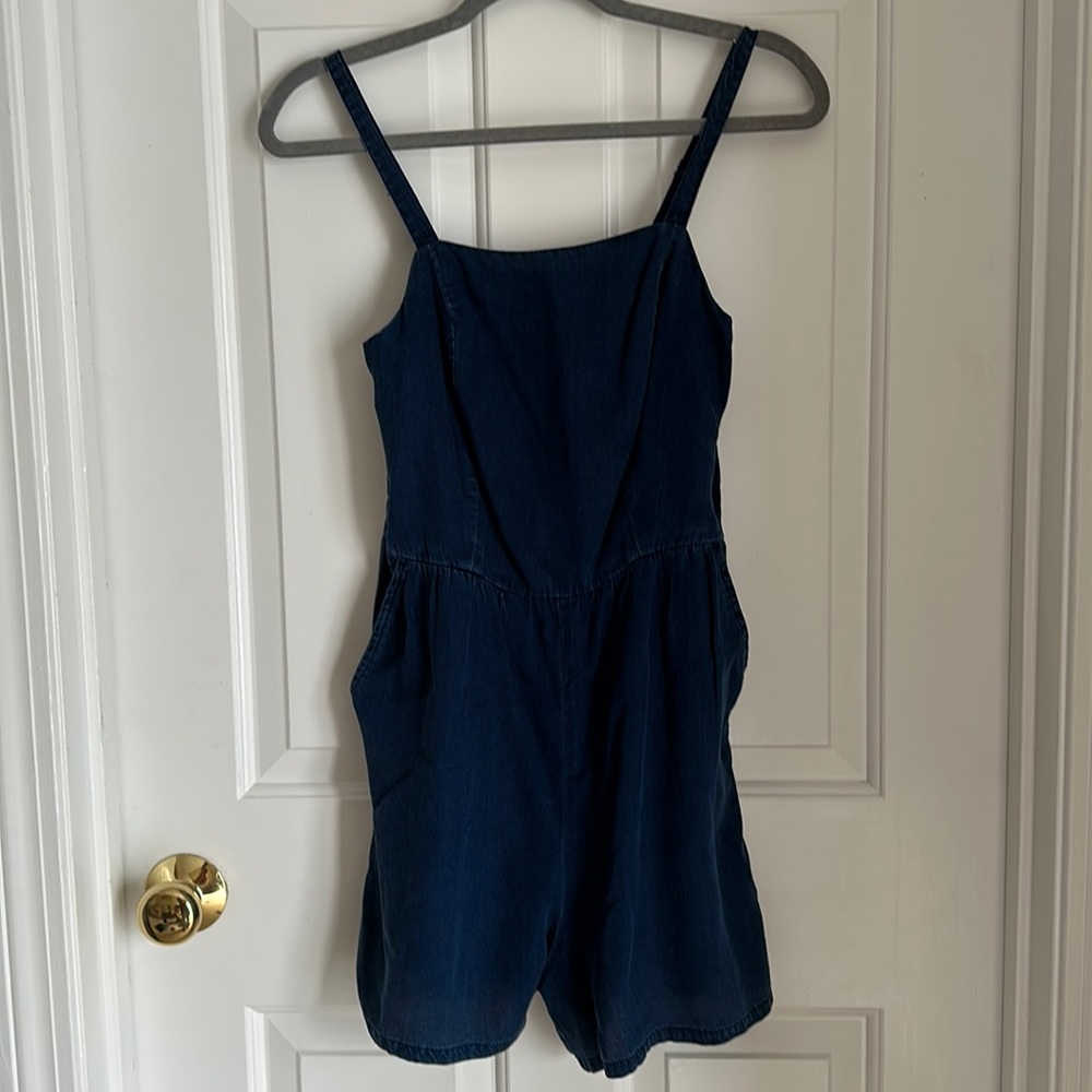 Denim Romper Old Navy - Size XS Women’s Light Denim Material